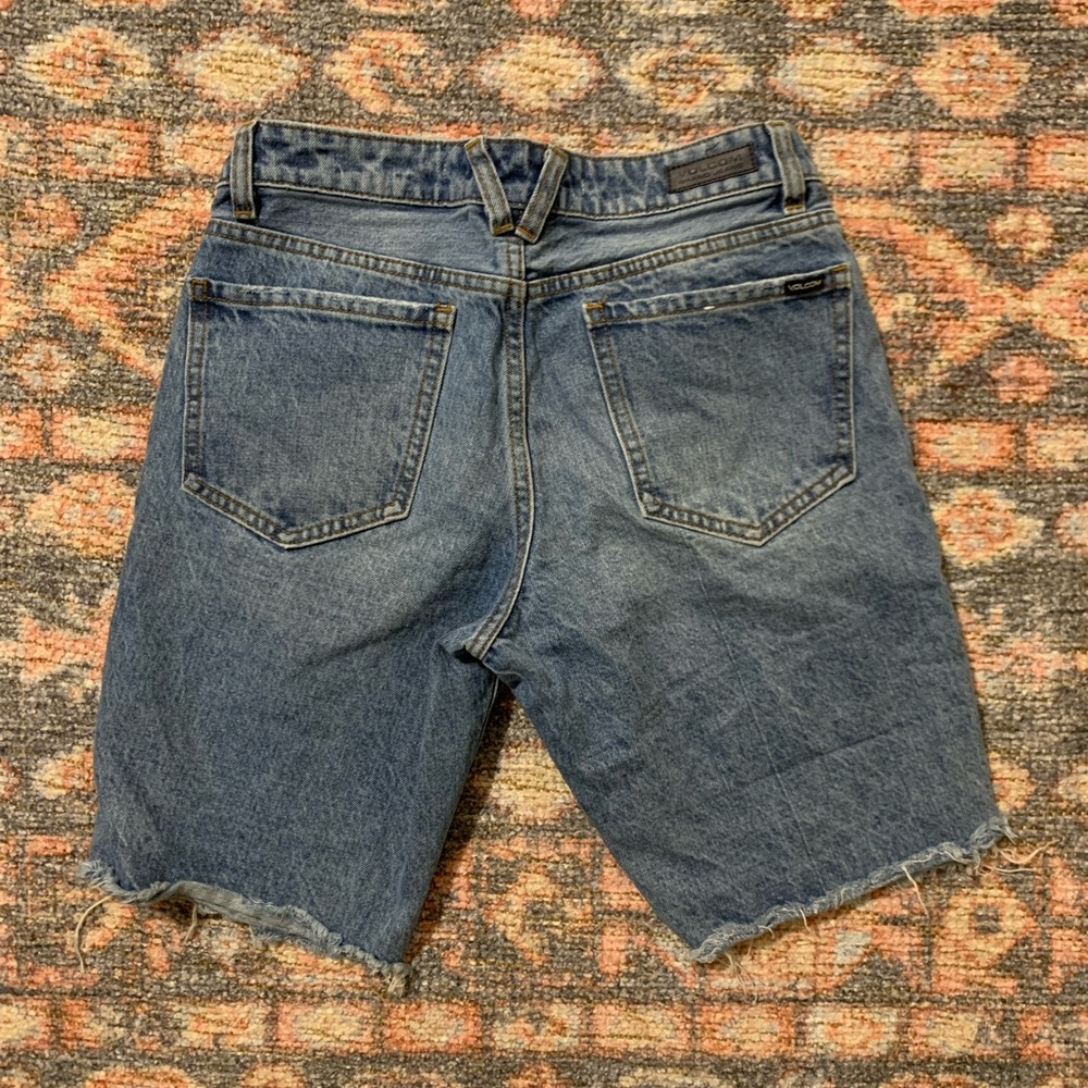 Volcom Shorts - Picture 2 of 2